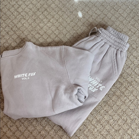 White Fox Boutique Other - White Fox Boutique Light Gray Lounge Set